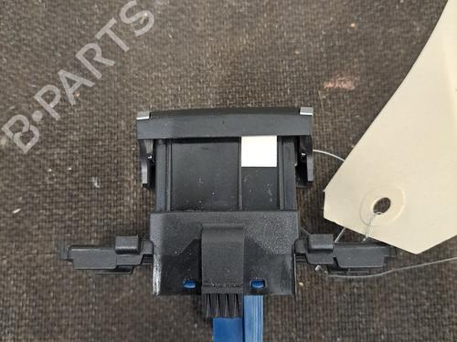 Used Switch Switch PEUGEOT 308 II (LB_, LP_, LW_, LH_, L3_) 1.5 BlueHDi 130 (131 hp) 30536119 30536119