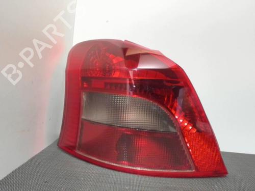 Venstre baglygte TOYOTA YARIS (_P9_) 1.4 D-4D (NLP90_, NLP90R) (90 hp) 28405600