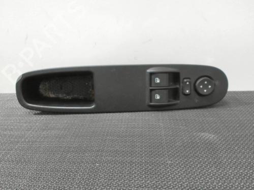Used Left front window switch FIAT PUNTO (199_) 1.3 D Multijet (84 hp) 28405649