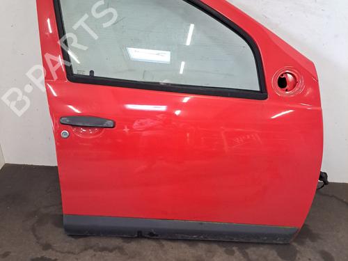 Porta anteriore destra DACIA SANDERO 1.4 (BS0C, BS0A, BS0G, BS1F, BS0E) (75 hp) 32187816