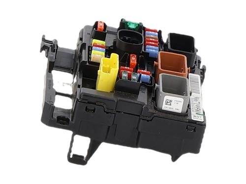 Used Fuse box Fuse box 38789635 38789635