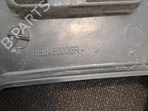 Used Rear bumper bracket Rear bumper bracket RENAULT MEGANE III Hatchback (BZ0/1_, B3_) 1.5 dCi (BZ09, BZ0D, BZ1W, BZ29, BZ14) (110 hp) 28400881 28400881