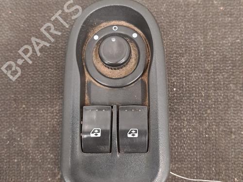 Used Left front window switch RENAULT KANGOO / GRAND KANGOO II (KW0/1_) 1.5 dCi 90 (KW05, KW08, KW0G, KW11) (90 hp) 29425747