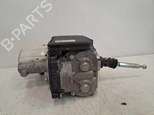 Used Brake master cylinder Brake master cylinder VW GOLF VII (5G1, BQ1, BE1, BE2) 1.4 GTE Hybrid (204 hp) 28398519 28398519