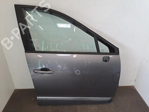 Used Right front door RENAULT SCÉNIC III (JZ0/1_) 1.6 dCi (JZ00, JZ12) (130 hp) 29072224