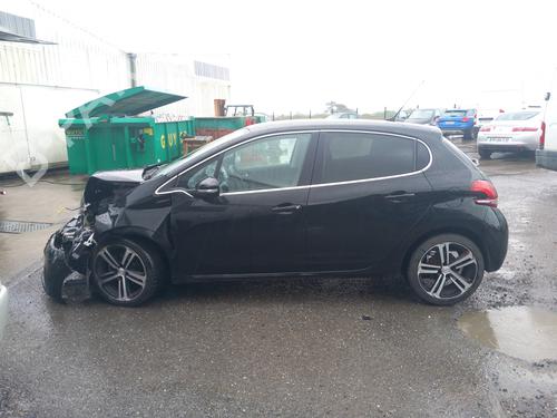 Left front door PEUGEOT 208 I (CA_, CC_) 1.2 THP 110 | BP29638479C2 