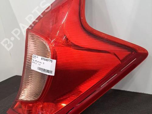 right-taillight-nissan-note-e12-2012-28398877 main image