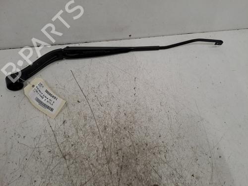 Used Front windshield wiper arm SUZUKI VITARA (LY) 1.5 Hybrid (116 hp) 28397915