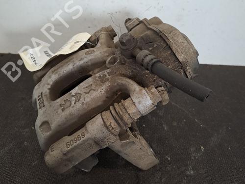 Used Right rear brake caliper Right rear brake caliper DS DS 3 / DS 3 CROSSBACK (UR_, UC_, UJ_) 1.5 BlueHDi 130 (UCYHZR) (130 hp) 28389784 28389784
