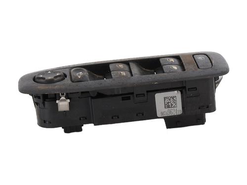 Used Left front window switch Left front window switch PEUGEOT 208 I (CA_, CC_) 1.6 HDi (92 hp) 31804348 31804348