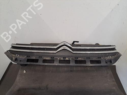 Used Grille CITROËN C3 III (SX) 1.2 THP 110 (SXHNPS, SXHNZT, SXHNZ6) (110 hp) 28403085