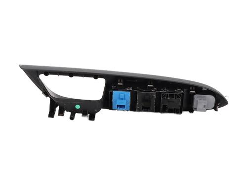 Venstre fortil elrude kontakt Venstre fortil elrude kontakt VW EOS (1F7, 1F8) 2.0 TFSI (200 hp) 36355717 36355717