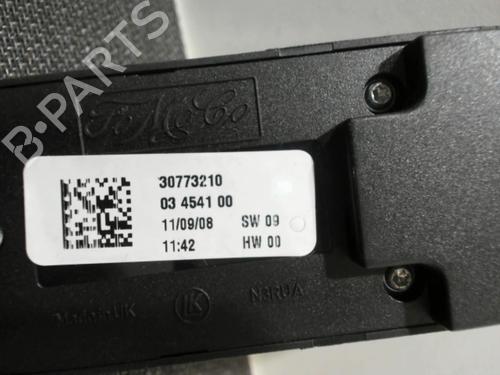 Used Left front window switch Left front window switch VOLVO V50 (545) 1.6 D (110 hp) 28405426 28405426