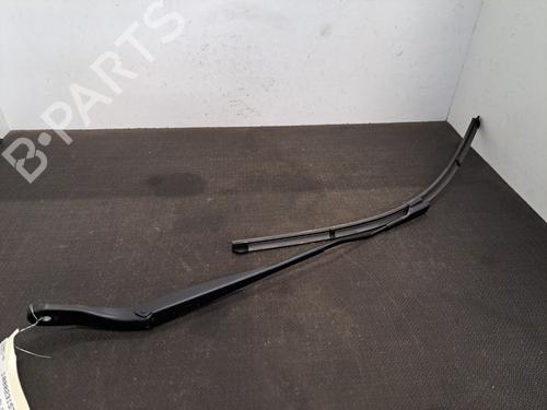 Used Front windshield wiper arm DACIA SANDERO III 1.0 TCe 100 ECO-G (101 hp) 28396074