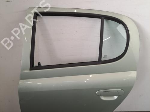 Portier links achter TOYOTA YARIS (_P1_) 1.0 (SCP10_, SCP10R) (68 hp) 30771041