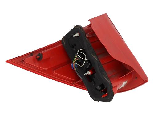 right-taillight-peugeot-1007-km_-2005-33476055 main image