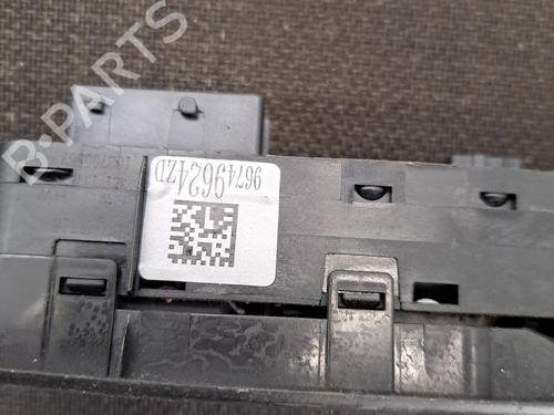 Used Left front window switch Left front window switch PEUGEOT 208 I (CA_, CC_) 1.6 BlueHDi 100 (100 hp) 28406980 28406980