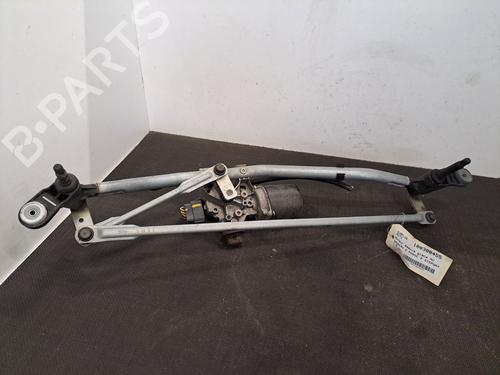 Used Front wiper motor DACIA SANDERO II 1.5 dCi (90 hp) 28401416
