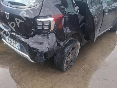 Recambios DACIA SANDERO II TCe 90 (B8M1, B8MA, B8AC) (90 hp) 4392135