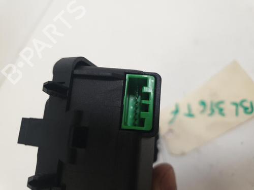 Used Electronic module Electronic module VOLVO V60 I (155) D3 / D4 (163 hp) 28402580 28402580