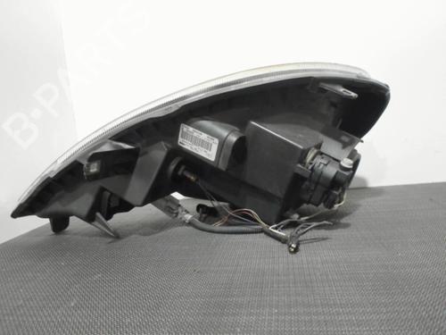 Right headlight RENAULT TRAFIC II Van (FL) 1.9 dCi 80 (FL0B) | BP28410999C29 