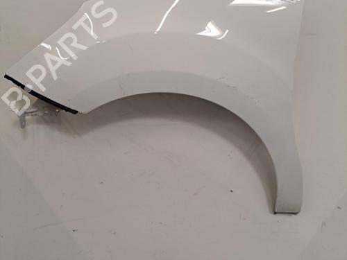 Used Left front fenders Left front fenders 37410607 37410607