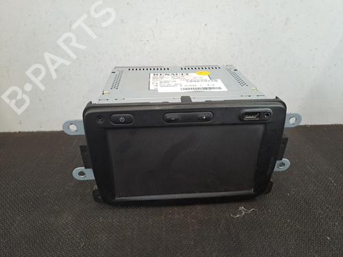 Used Radio DACIA SANDERO II TCe 90 (B8M1, B8MA, B8AC) (90 hp) 28403170