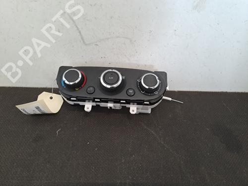 Used Climate control RENAULT CAPTUR I (J5_, H5_) 1.5 dCi 90 (J5N4, J5M5, J5MW, J5M6, J5AL, J5AJ) (90 hp) 28395821