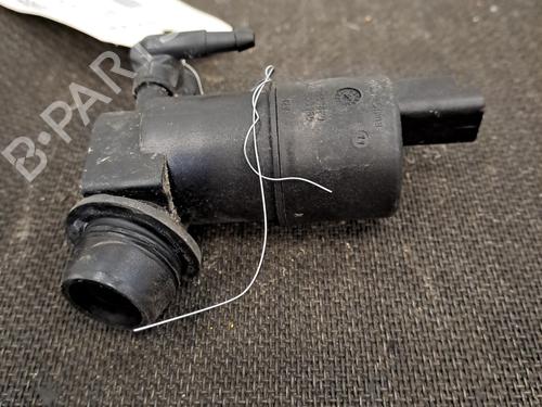 Used Washer pump Washer pump PEUGEOT 208 I (CA_, CC_) 1.5 BlueHDI 100 (102 hp) 29335495 29335495