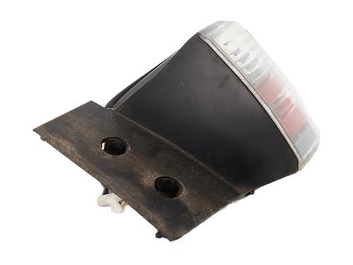 right-taillight-lexus-ct-zwa10_-2010-32195771 main image