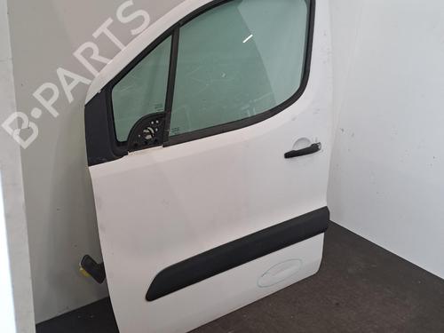 Used Left front door Left front door 38789629 38789629