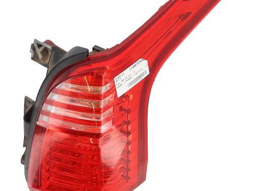 Used Right taillight PEUGEOT 5008 (0U_, 0E_) 1.6 HDi (112 hp) 31804351