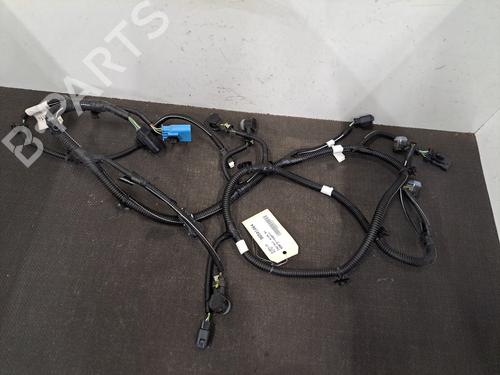 Used Electronic module Electronic module PEUGEOT 208 II (UB_, UP_, UW_, UJ_) 1.2 PureTech 100 (101 hp) 28403684 28403684