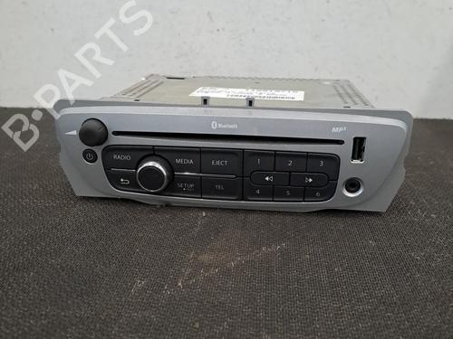 Used Radio RENAULT MEGANE III Grandtour (KZ0/1) 1.5 dCi (KZ09, KZ0D, KZ1G, KZ29, KZ14, KZ1W, KZ10, KZ1F,... (110 hp) 28403006