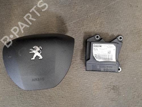 Dashboard PEUGEOT 308 II (LB_, LP_, LW_, LH_, L3_) 1.2 THP 110 | BP28389833C46 