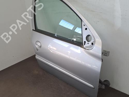 Dør højre fortil Dør højre fortil PEUGEOT 206+ (2L_, 2M_) 1.4 HDi eco 70 (68 hp) 39896406 39896406