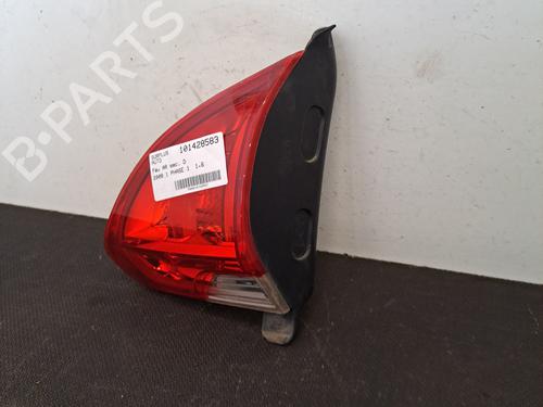 Used Right tailgate light Right tailgate light PEUGEOT 2008 I (CU_) 1.6 BlueHDi 120 (120 hp) 28407034 28407034