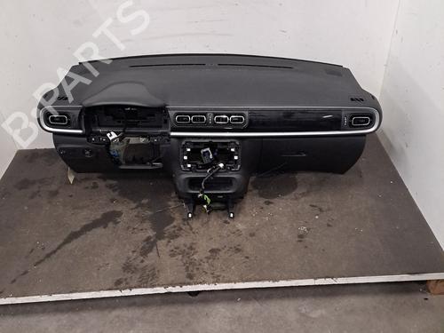 Used Dashboard CITROËN C3 III (SX) 1.2 THP 110 (SXHNPS, SXHNZT, SXHNZ6) (110 hp) 31992664