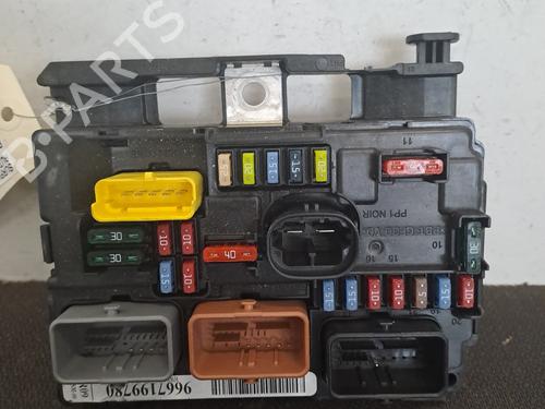 Used Fuse box PEUGEOT 207 SW (WK_) 1.6 HDi (92 hp) 28395237