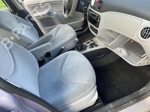 Right front fenders CITROËN C3 I (FC_, FN_) 1.4 i | BP28392358C42