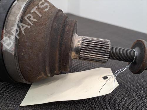 Used Right front driveshaft Right front driveshaft VW GOLF VII (5G1, BQ1, BE1, BE2) 1.6 TDI (105 hp) 28410333 28410333