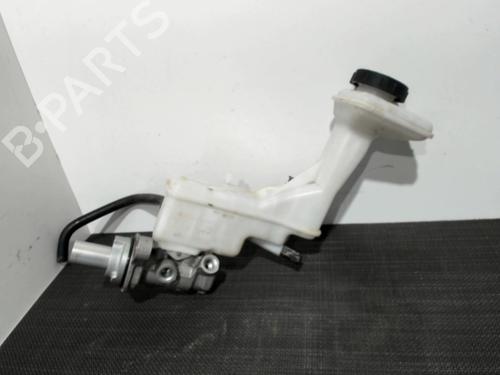 Used Brake master cylinder Brake master cylinder RENAULT KADJAR (HA_, HL_) 1.6 dCi 130 4x4 (HLA4) (130 hp) 28399896 28399896