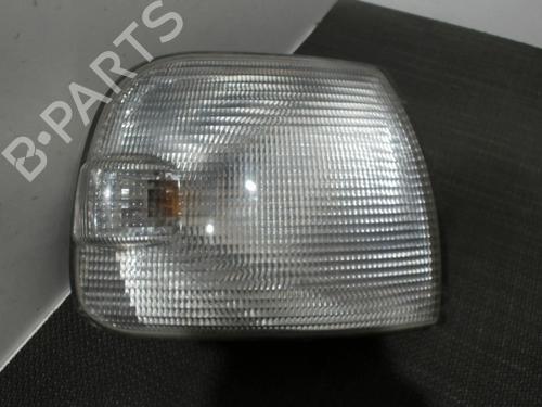 Used Right front indicator VW TRANSPORTER T4 Van (70A, 70H, 7DA, 7DH) 2.5 TDI (102 hp) 28410580