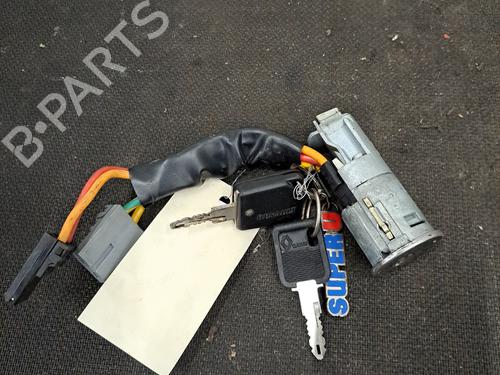 Clé de contact RENAULT CLIO I (B/C57_, 5/357_) 1.4 (80 hp) 30602416