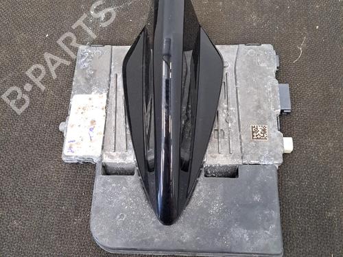 Used Antenna/Base PEUGEOT 308 SW III (FC_, FJ_, FR_, F4_, FN_) PureTech 130 (FRHNSL, FRHNST) (131 hp) 28406208