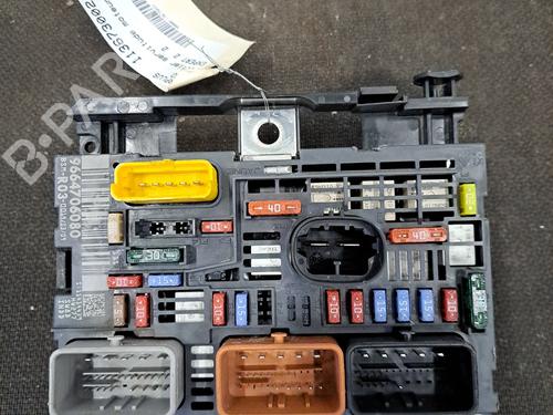Used Fuse box PEUGEOT EXPERT Van (VF3A_, VF3U_, VF3X_) 2.0 HDi 120 (120 hp) 30887092