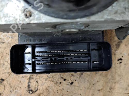 Used ABS pump VW GOLF V (1K1) 2.0 FSI (150 hp) 31039638
