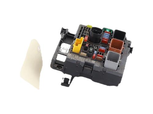 Fuse box PEUGEOT 308 CC (4B_) 1.6 16V | BP40118376E1 - Image 4