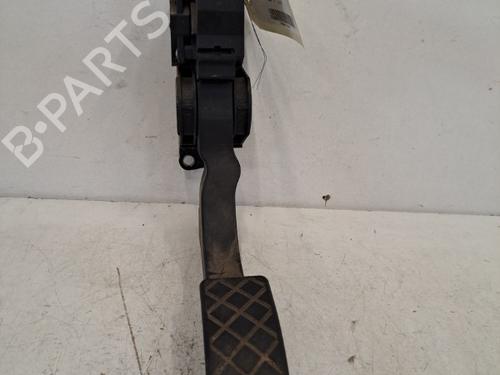 Used Pedal VW POLO IV (9N_, 9A_) 1.2 12V (64 hp) 28409675