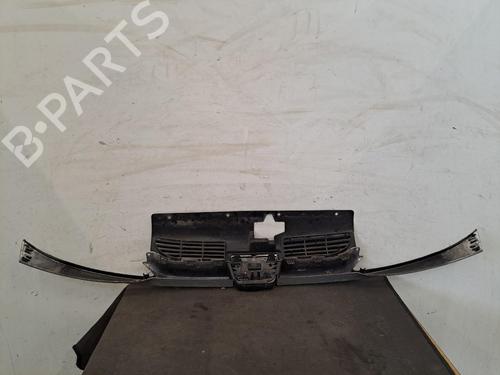 Used Grille Grille 36818463 36818463